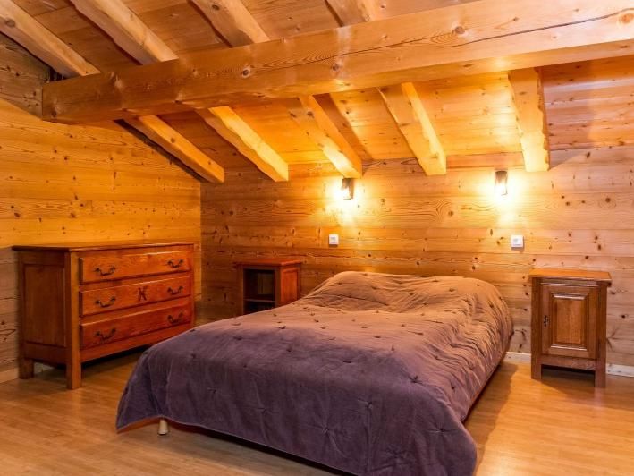 Chalet Vuargnes with private sauna and swimming pool