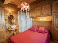Chalet Le Noisetier with outdoor whirlpool-14