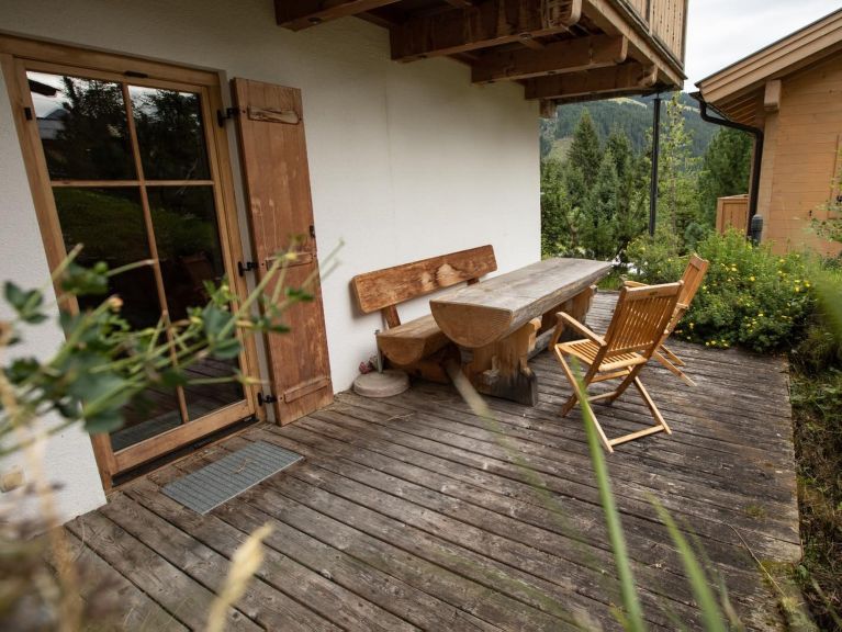 Chalet-apartment Bergfrieden 4-room