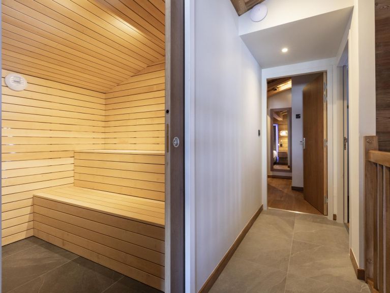 Chalet-apartment Les Balcons Platinium Val Cenis with private sauna