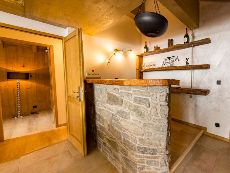 Chalet Rainbow Sunday to Sunday