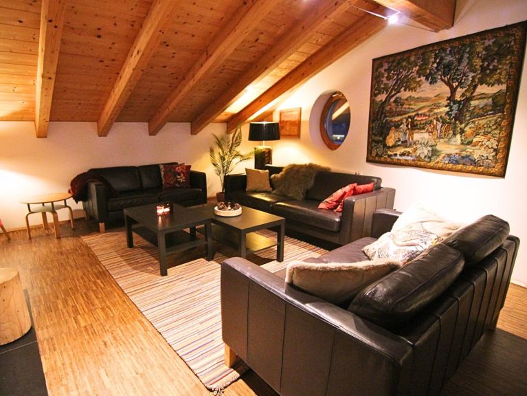Chalet Regina catering included