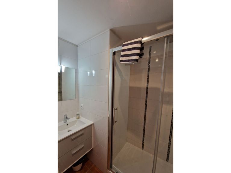Chalet In de Wolken catering included with sauna and whirlpool bath