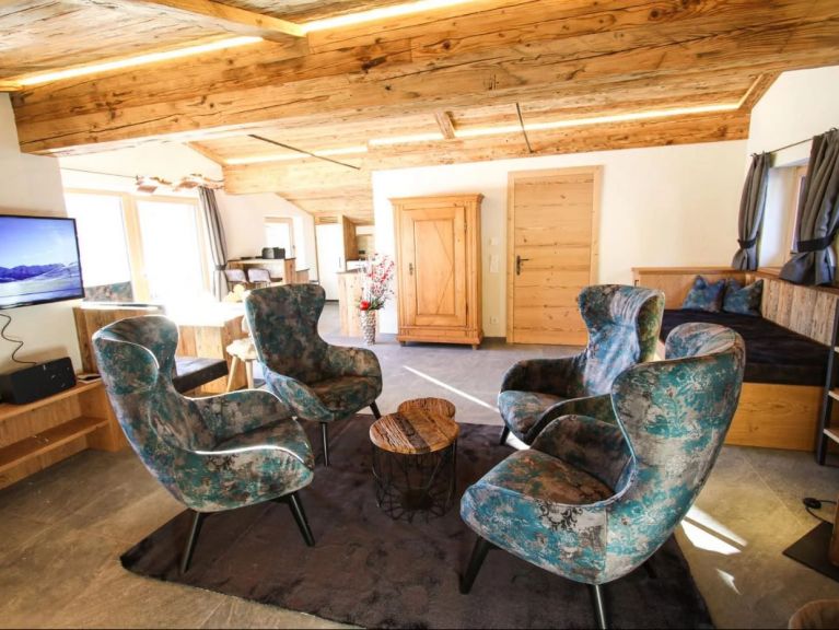 Chalet-apartment Enzianalm Bergstube with sauna