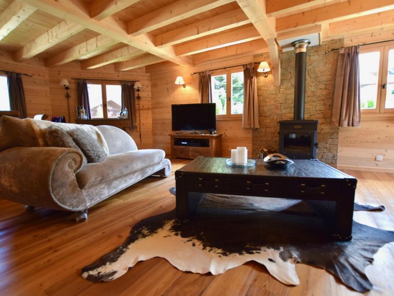 Chalet Imperial with sauna and outdoor whirlpool