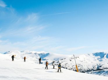 Last-minute skiing in March