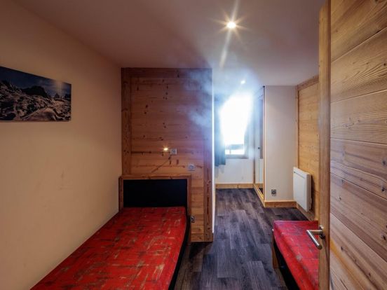 Apartment Backgammon-15
