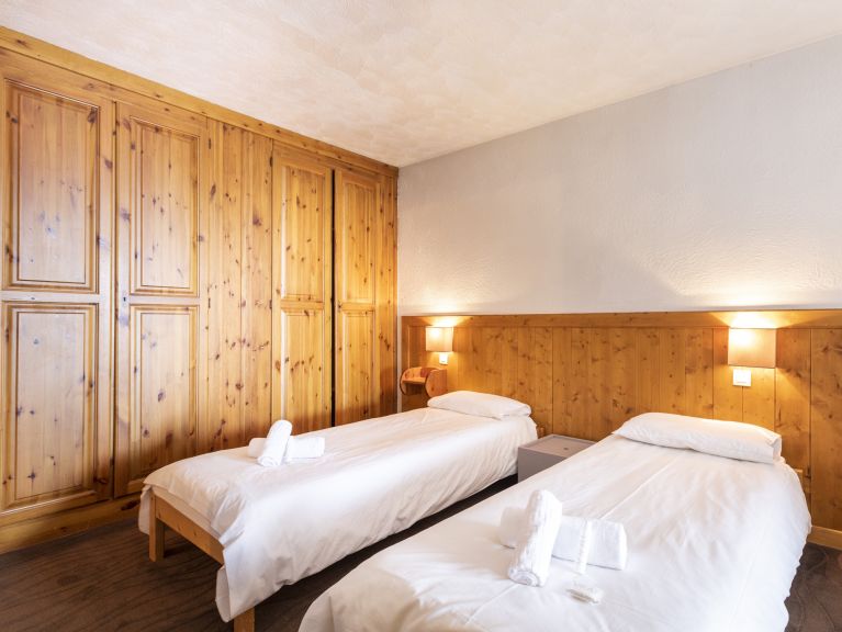 Chalet-apartment des Neiges Hermine with mezzanine