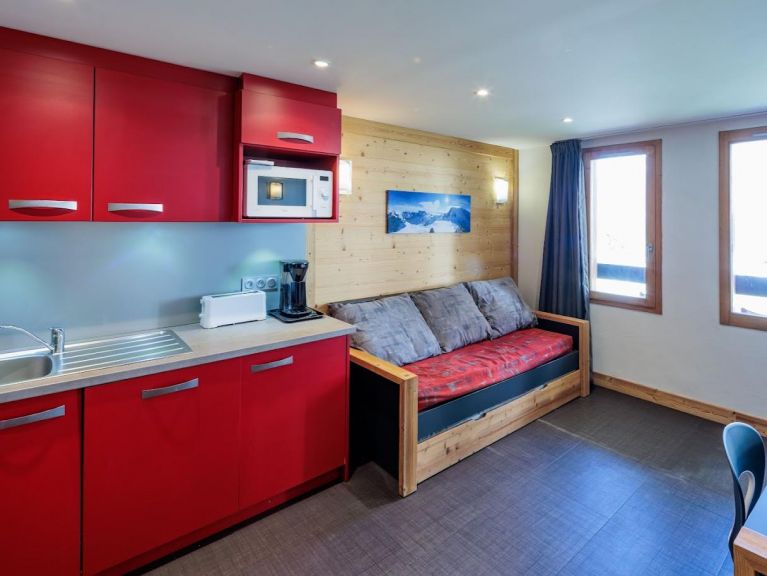 Apartment Backgammon