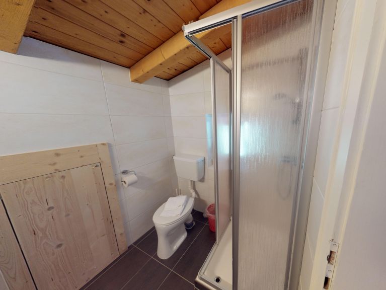 Chalet Edelweiss am See Whole building, incl. collective kitchen and dining room