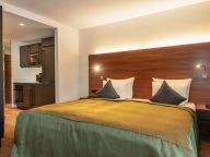 Chalet-apartment AlpenParks Taxacher-5