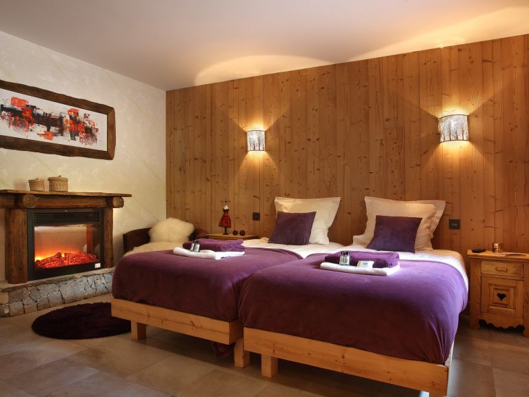 Chalet Purple Sunday to Sunday