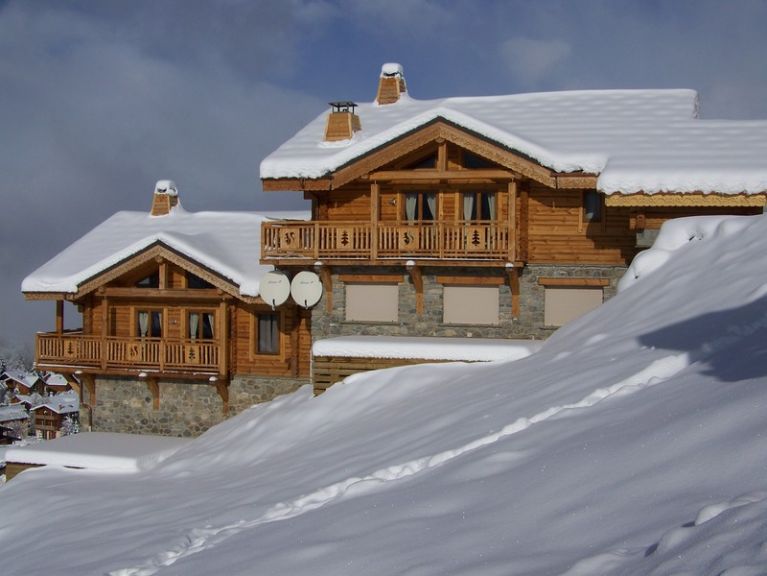 Chalet Leslie Alpen with sauna and whirlpool bath