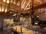 Chalet Prestige l'Atelier with sauna and outdoor whirlpool-4