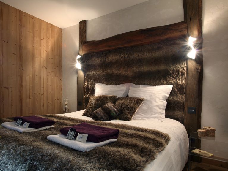 Chalet Purple Sunday to Sunday