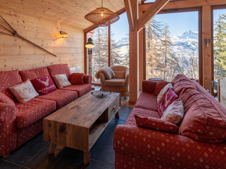Chalet De Vallandry Le Vent en Poupe with outdoor sauna
