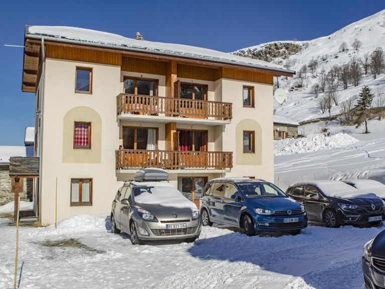 Chalet-apartment Cristal