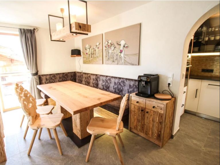 Chalet-apartment Enzianalm Almstube