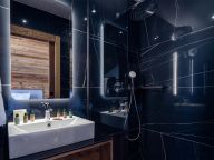 Apartment L'Orée du Bois with whirlpool-15
