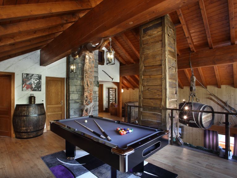 Chalet Purple Sunday to Sunday