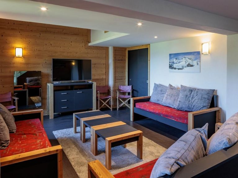 Apartment Backgammon