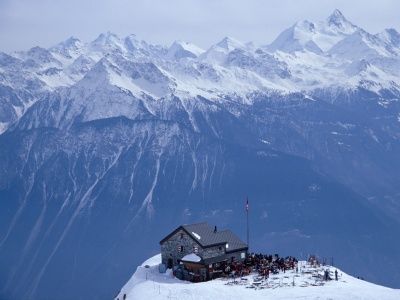 Après ski with a view