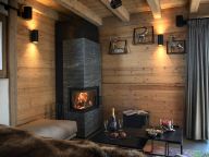 Chalet Le Hameau des Marmottes with family room and sauna-5