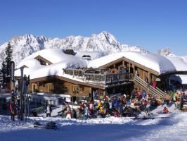 Après ski mountain hut