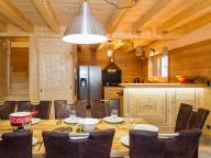 Chalet Haute Cime with outdoor whirlpool and sauna-9