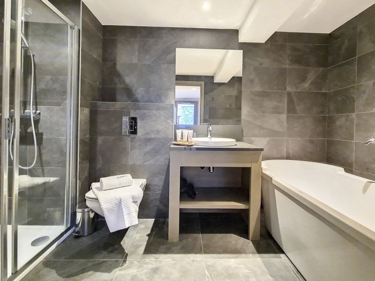 Chalet Caseblanche Augustine with wood stove and sauna