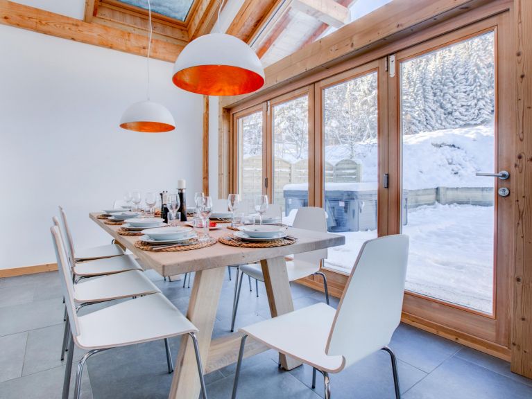 Chalet Les Trois Bonheurs with outdoor whirlpool