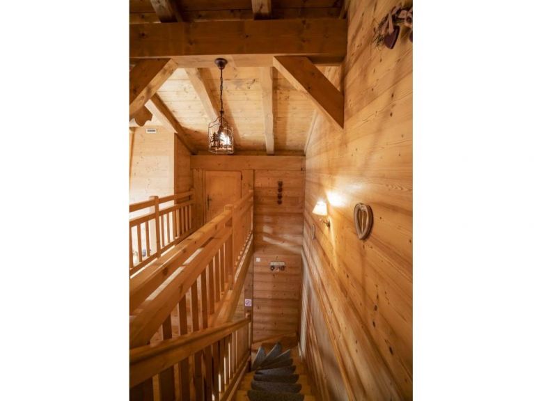 Chalet Le Noisetier with outdoor whirlpool