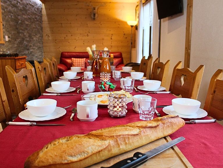 Chalet Pom de Pin catering included