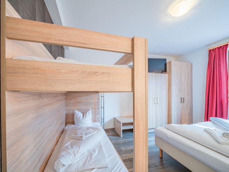 Apartment Janita Penthouse with sauna, Sunday to Sunday