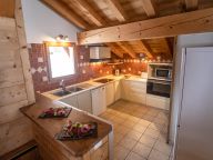 Chalet du Cocoon Pierra Menta 2 with sauna and shared outdoor hot tub-7