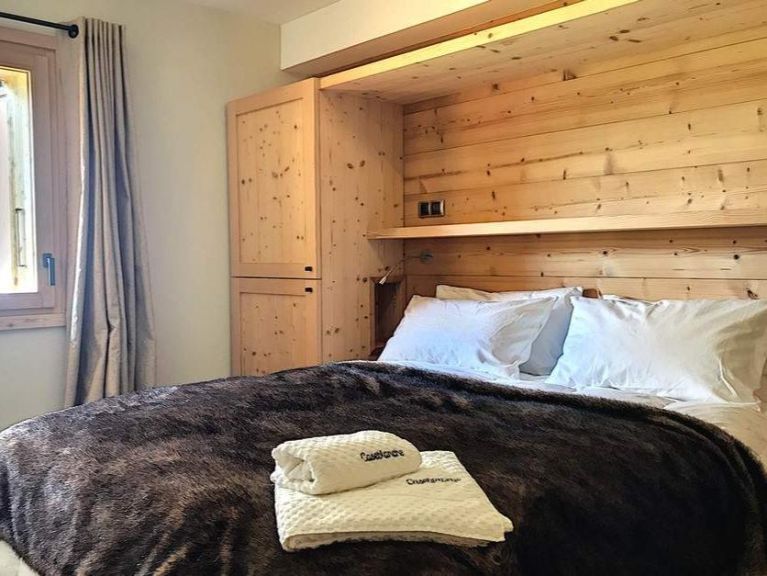 Chalet Caseblanche Carcosa with wood stove and sauna