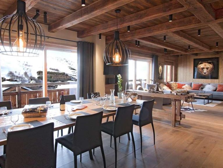 Chalet Le Lys with private pool