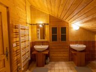 Chalet De l'Altiport Diane with sauna-15