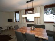 Apartment Hoss Top 18-3
