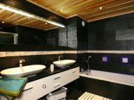 Chalet Leslie Alpen with sauna and whirlpool bath-22