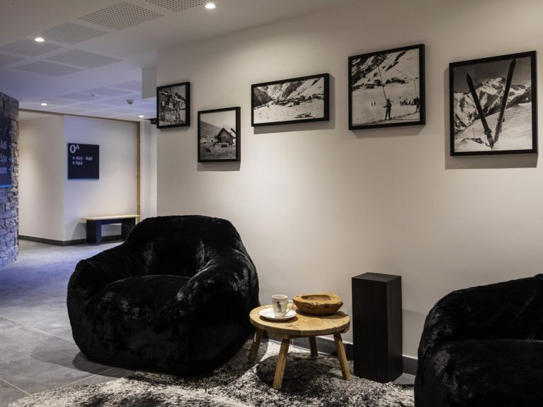 Apartment Neige et Soleil with cabin