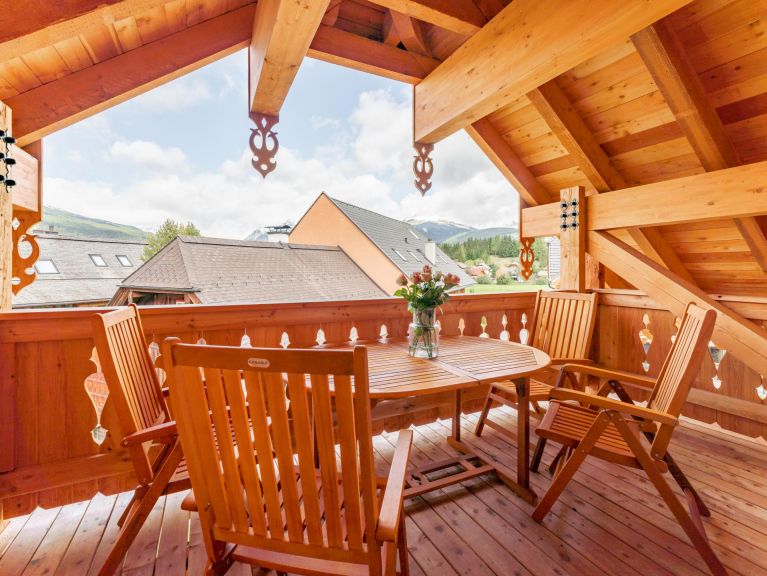 Apartment AlmApART 8-3 / Penthouse