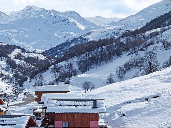 Ski village Small village nearby Les Menuires, with access to Les Trois Vallées-2