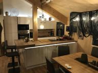 Chalet Reiteralm with outdoor hot tub-9