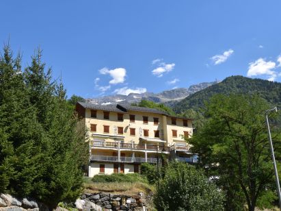 Chalet Les Roches Grandes Combination chalets 47 and 49-1