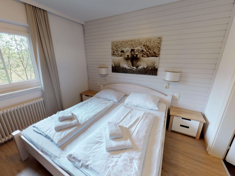 Chalet Edelweiss am See Combination, 5 apts. including communal kitchen/dining area