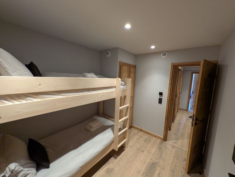 Chalet Sika