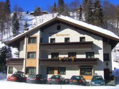 Pension Haus Riedlsperger Z05 - Double room with bathroom in the hallway, incl. breakfast-1