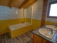 Chalet Les 2 Vallees with outdoor whirlpool and sauna-20