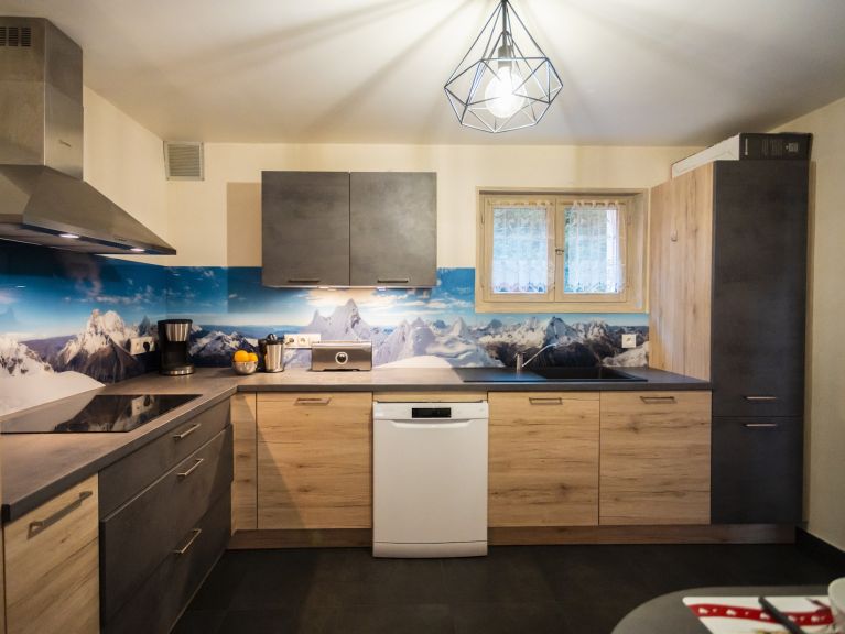 Chalet-apartment l'Ours with outside-whirlpool